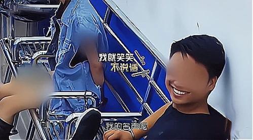 吃瓜挽留男友,一场甜蜜的“瓜田”爱情保卫战