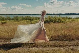 阳光下的吃瓜少女,吃瓜少女的夏日日常