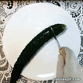 吃瓜晚了表情包gif,错过精彩瞬间，快来围观这个搞笑GIF表情包！